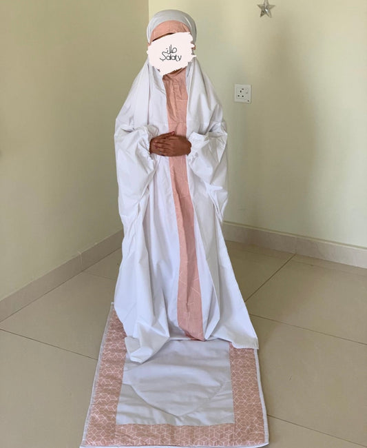 ثوب صلاة اللون المشمشي بدون سجادة